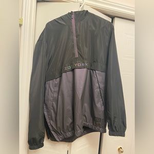 New never worn zooyork windbreaker